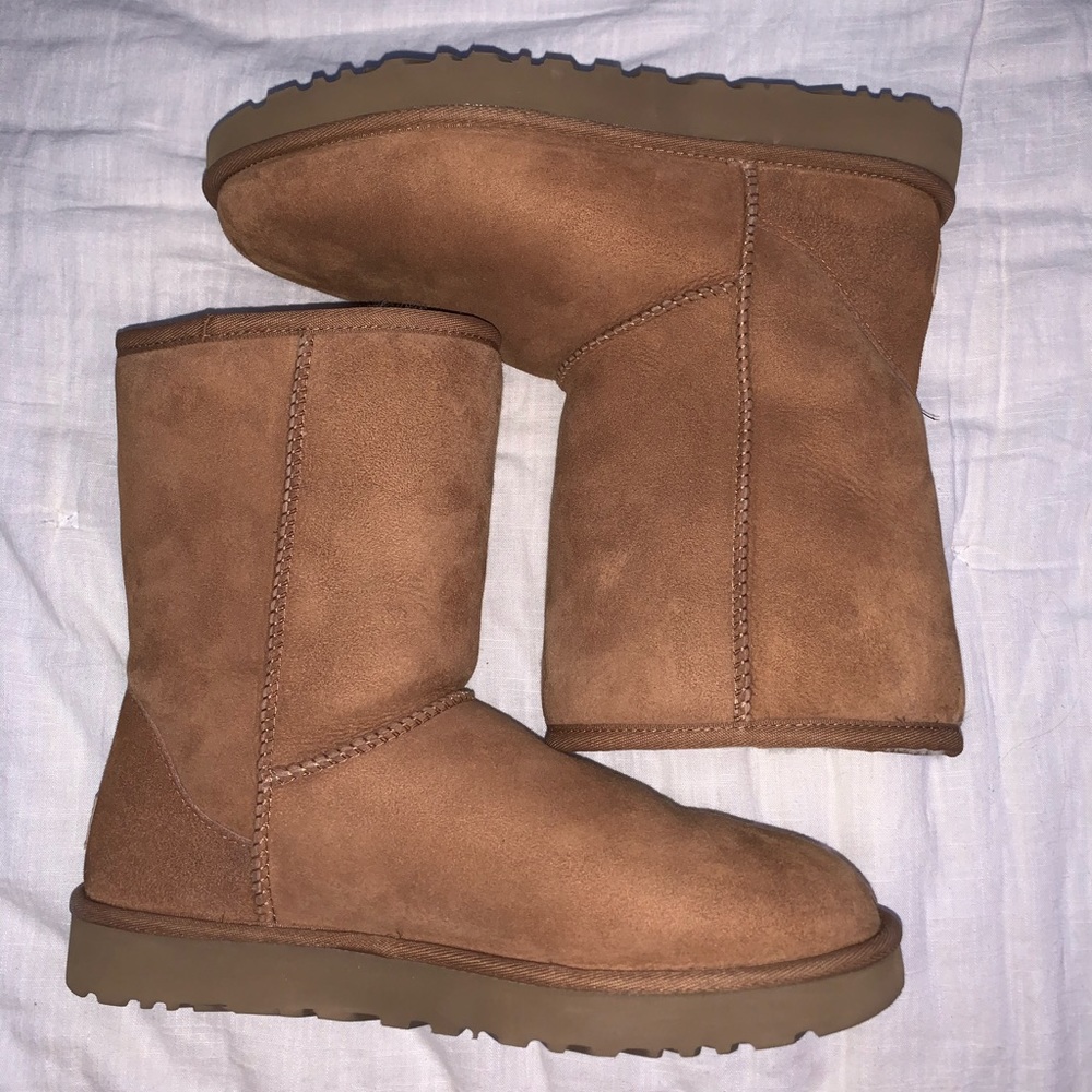 woman’s size 10 uggs